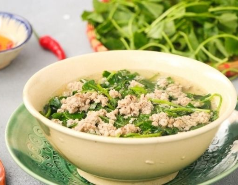 Canh rau má thịt bằm