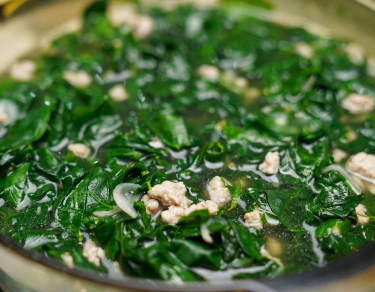 Canh rau má thịt bằm 