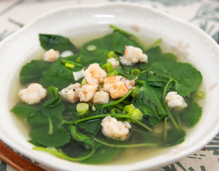 Công thức chế biến rau má và tôm tươi