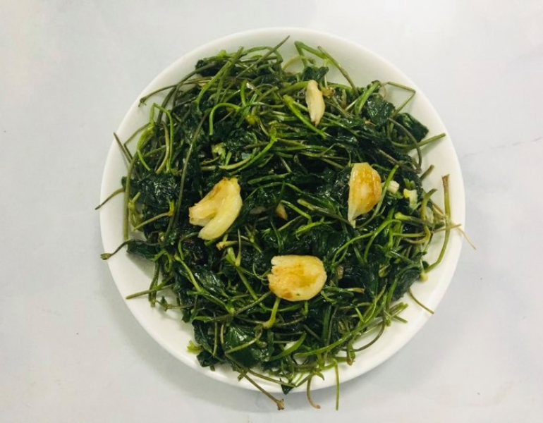 Công thức chế biến rau má xào tỏi